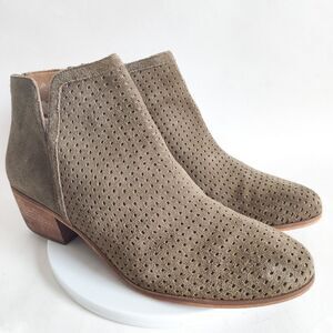Susina Perforated Suede Low Block Heel‎ Ankle Booties Beige Taupe Size 10 Preppy